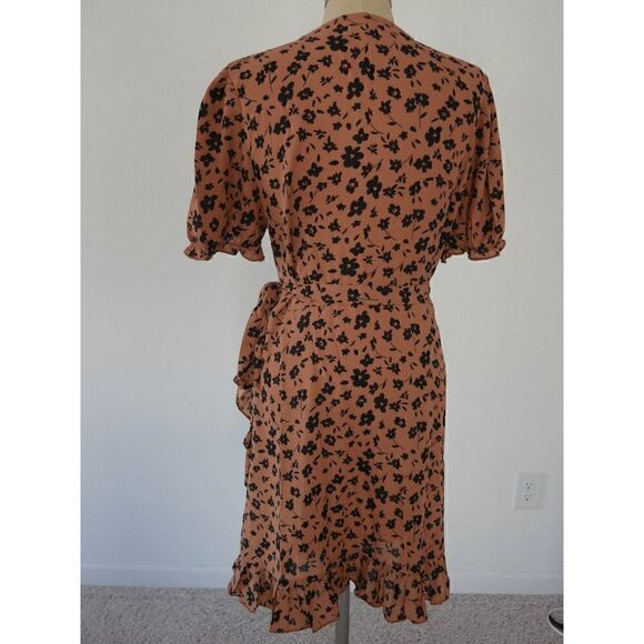 Women's Brown Wrap V Neck Floral Dress with Ruffles M #1656-A4 - Picture 5 of 9
